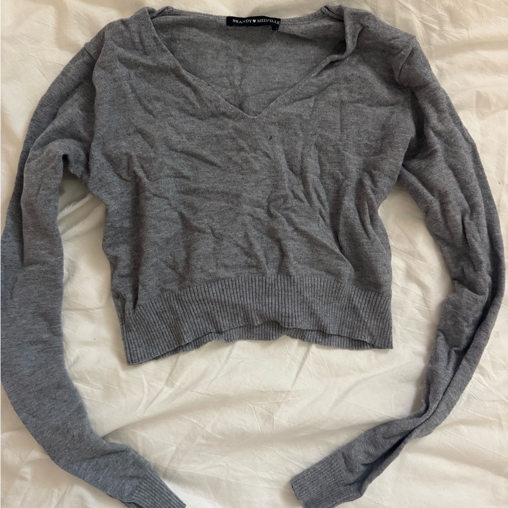 brandy melville soft v neck crop sweater/top